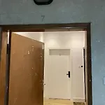 شقة العقيق